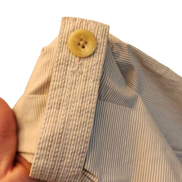 Gap Roll-Up Pinstripe Stretch Shorts Women's Size 10 Button Accents Double Hook - Picture 8 of 14